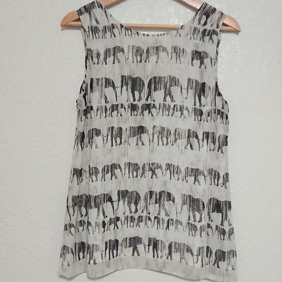 Nic+Zoe sleeveless elephant print top S NWOT - Picture 2 of 4